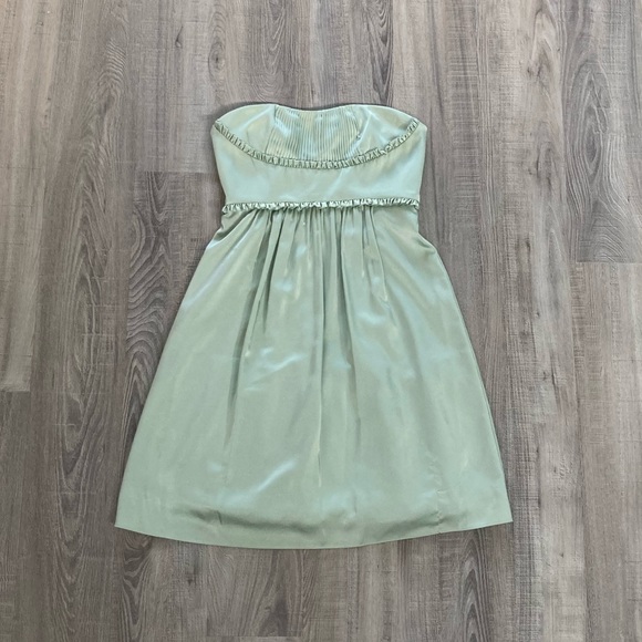 BCBGMaxAzria Dresses & Skirts - BCBGMAXAZRIA Mint cocktail dress. NWOT.